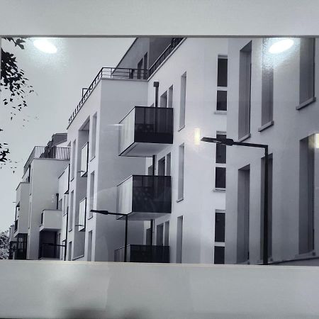 Chambre Privee Dans Un Appartement A 37 Min De Champs Elysees Сартрувиль Экстерьер фото