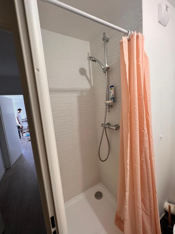 Chambre Privee Dans Un Appartement A 37 Min De Champs Elysees Сартрувиль Экстерьер фото