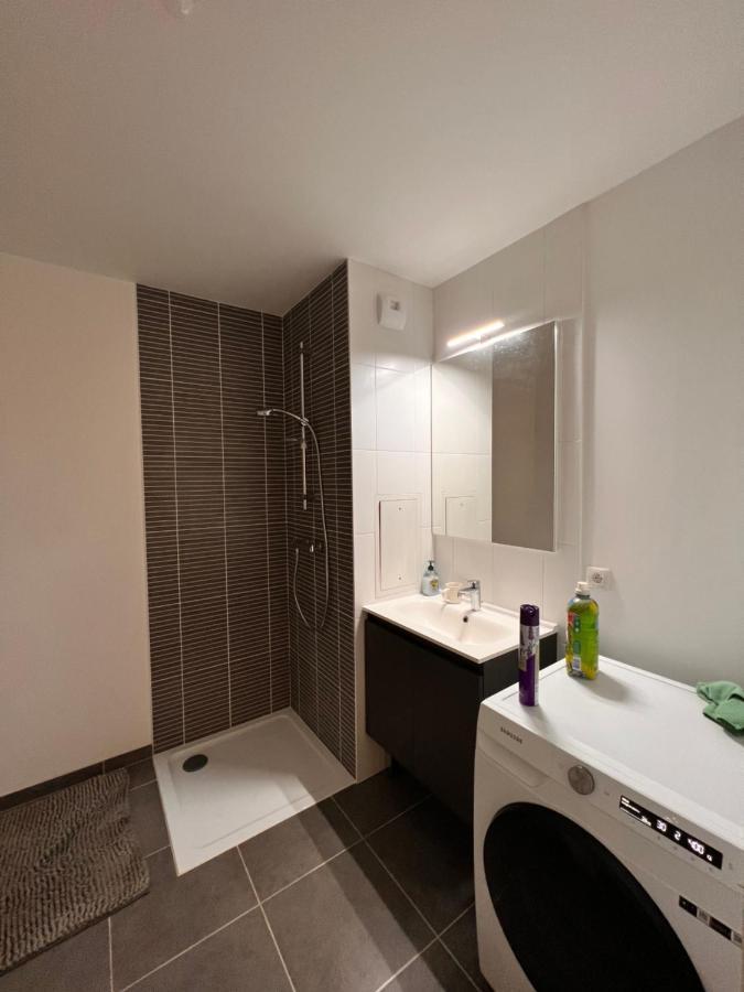 Chambre Privee Dans Un Appartement A 37 Min De Champs Elysees Сартрувиль Экстерьер фото