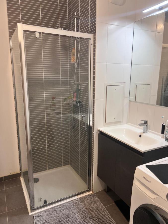 Chambre Privee Dans Un Appartement A 37 Min De Champs Elysees Сартрувиль Экстерьер фото